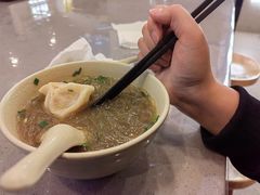 -佬钱湾仔(衣裳街店)