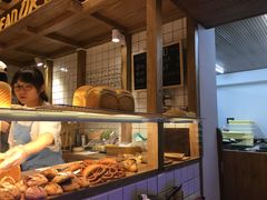面包甜点陈列柜-面包与我Bread Or Me(长城汇店)