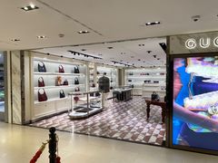 -文艺复兴百货(米兰大教堂广场店)