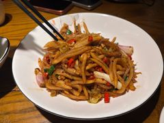 -爱碗亭·鲜炒湖南菜(壹城中心店)