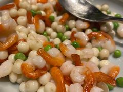 鸡头米炒手剥河虾仁-三利音·东方司宴(外滩店)