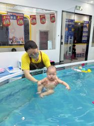 -熊小米专业儿童游泳馆