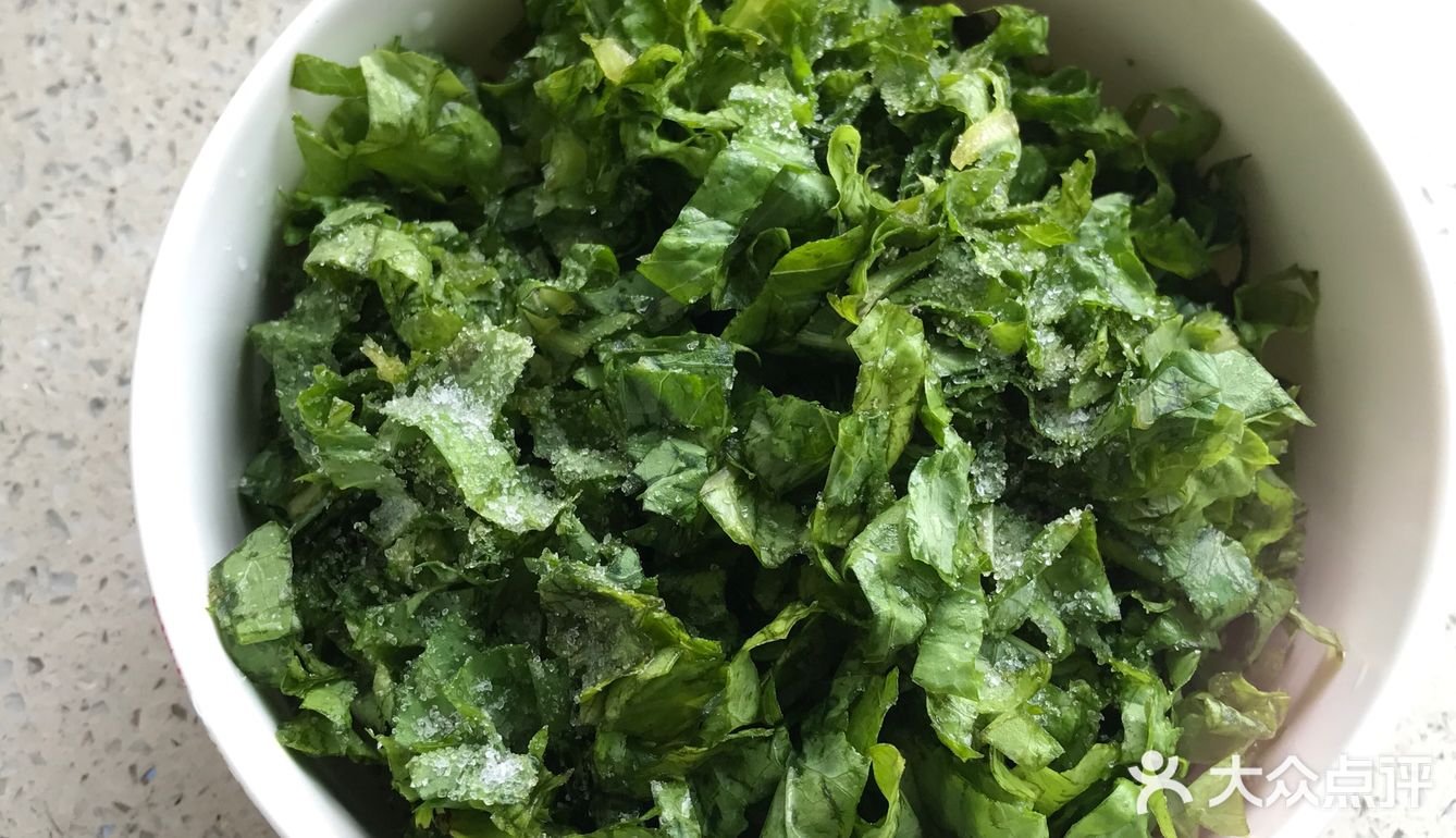 一个人的美食之旅——“莴笋叶炒饭”