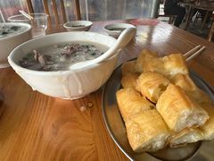 -洲心明记烧肉大粥(总店)