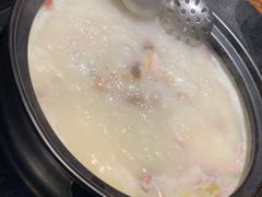 -大匠工房古船木艺术餐厅·猪肚鸡专门店(长白仙岛店)