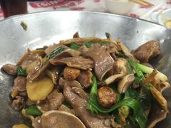 姜葱炒猪俐-凤城康记饭店
