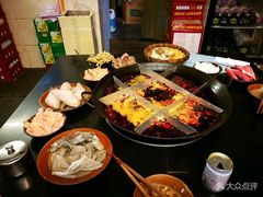 -岗上渣渣老火锅(两路口店)