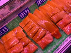 -渔人湾码头海鲜市场负二楼
