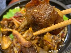辣炒牛肉筋-臻牛烤肉