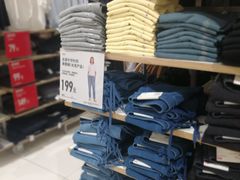 -优衣库(红谷滩万达店)