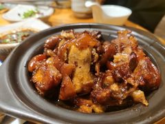 -野山舂·贵州现舂酸汤火锅(鸿通城店)