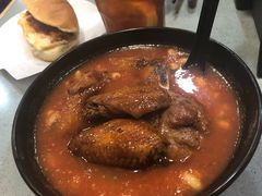 番茄浓汤鸡翅猪扒通粉-华嫂冰室(尖沙咀店)