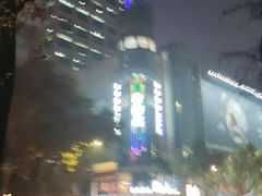 -上海来福士广场