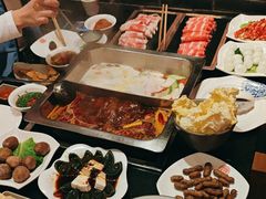 -百年川椒重庆老火锅(光谷店)