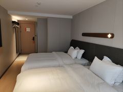 -锦江之星(广州海珠江泰路地铁站店)