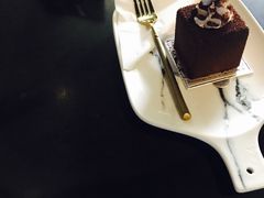 -UNI UNI(环亚凯瑟琳店)