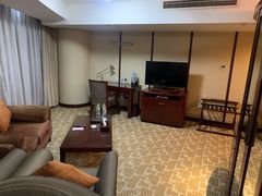 -日照君临天下大酒店