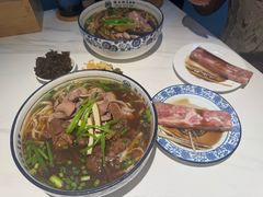 -镇南锅盖面馆(解放路店)