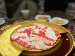 -猪啊牛呀羊啊铜盘烤肉(正大广场店)