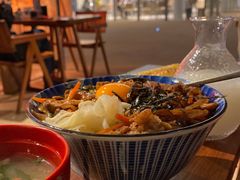 日式牛肉盖浇饭-山葵家居酒屋(天目里店)