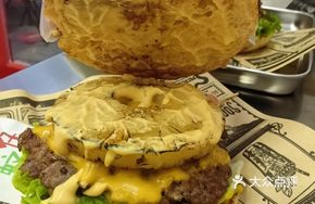 Hawaiian Beef Burger