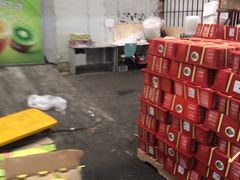 -上海龙吴水胜海发市场