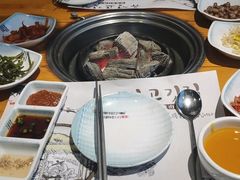 -唯成•韩国炭火烤肉 유성고기