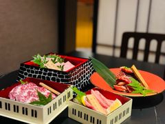 -山川小町·极番烧肉(新地假日广场店)