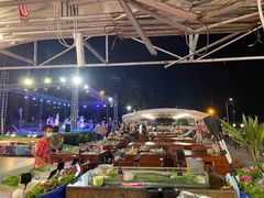 -渔家火锅·海鲜自助餐·演艺(亚龙湾天域酒店)