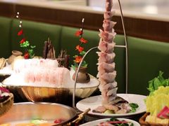 -得意咚瓜·顺德鱼生·冬瓜火锅(深圳首店)