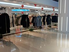 -汉口北国际商品交易中心品牌服装城