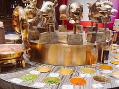 -新哥老官·畅吃123·美蛙世界(苏宁广场店)