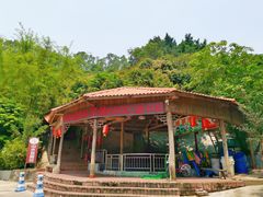 -鲤鱼塘农家山庄