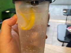 滑蛋牛肉拼虾仁饭-明記茶餐廳(福田总店)