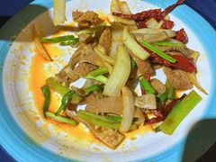 -伊带伊路新疆美食府(呼家楼店)