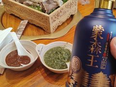 -一群羊手扒肉·火锅·早茶(远东公寓店)