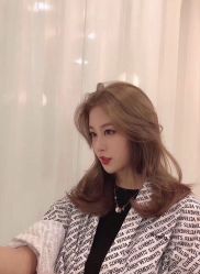 -Miracle集简美发沙龙