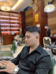 -尼特斯男士发型馆
