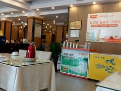 -唐师傅湘西名菜馆(武陵路店)