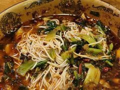 -乐山第一家临江鳝丝(茶坊路店)