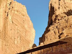 -天山神秘大峡谷