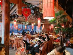 大堂-野山舂·贵州现舂酸汤火锅(鸿通城店)