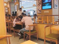 -蓉李记成都名小吃(武汉菱角湖万达店)