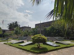 -吐斯廉屠杀博物馆