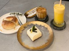 酸奶芝士蛋糕-25#COFFEE(古地石店)