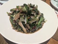 -黄泥岗·地道湖北菜(奥特莱斯店)