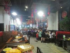 大堂-好灶头妈妈菜·柴火灶台鱼·千岛湖土菜地标美食