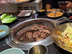 -韩烧牛中牛·甄选黑牛烤肉(黑金店)