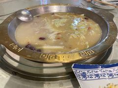 -牟记江湖特色重庆菜鱼蛋青蛙黄鳝海参(巴南区鱼洞鲁能店)
