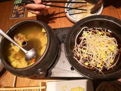 -云海肴·汽锅鸡·云南菜(天山百盛优客店)